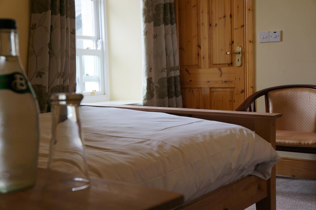 Jacksons Restaurant And Accommodation Роскоммон Номер фото